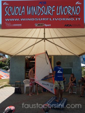 windsurflivorno.it - 
